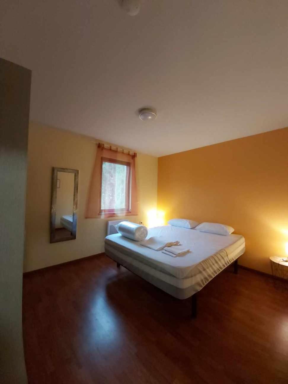 Chalets A 10 Minutes De Foix Меркюс-Гаррабет Экстерьер фото